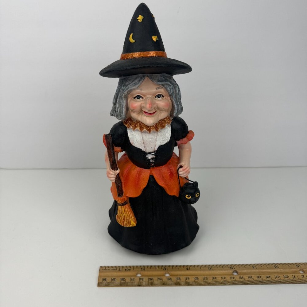 Vintage Inspire 11in Witch Old Lady Halloween Holding Broom Cat Tabletop Resin